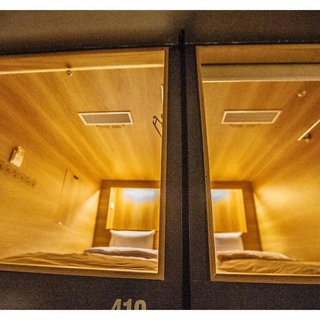 Khan Hoang Capsule Hotel (Adults Only) Ханой Экстерьер фото
