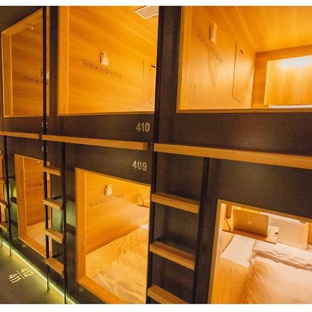 Khan Hoang Capsule Hotel (Adults Only) Ханой Экстерьер фото